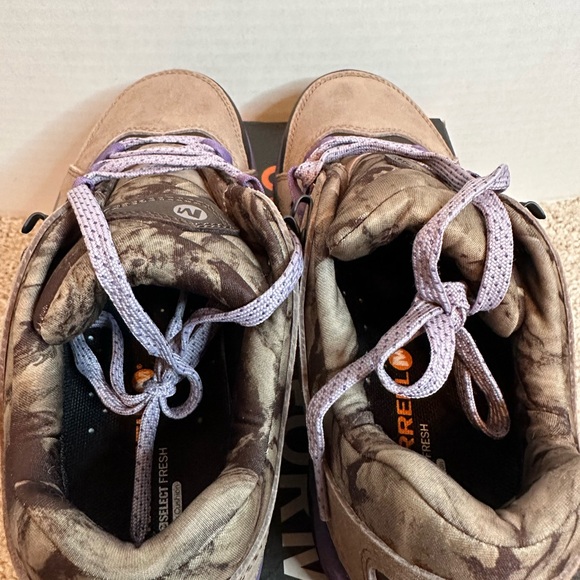 New in box Merrell Women's Tan and Purple Athletic Shoes, size 5.5 M - Picture 7 of 8